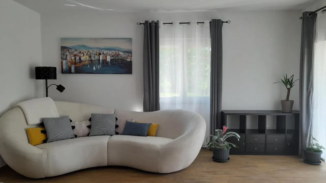 Apartments & Room Danijel Pinezici