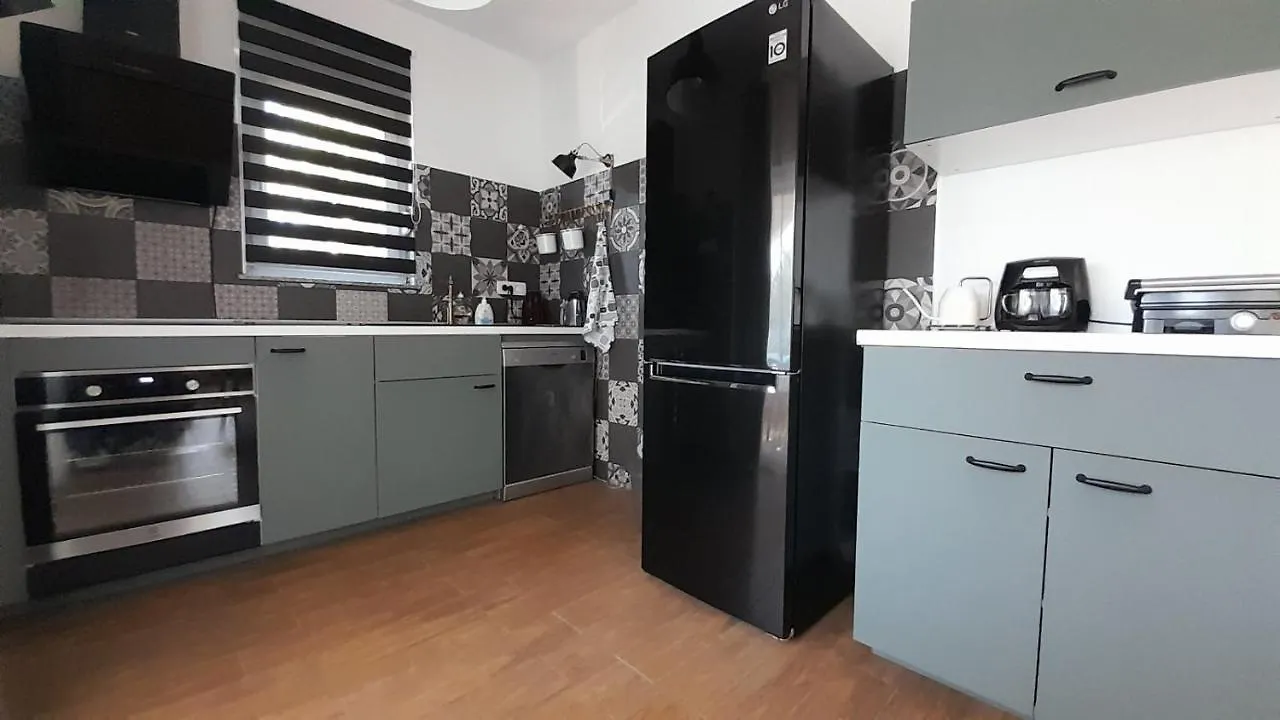 Apartments & Room Danijel Pinezici